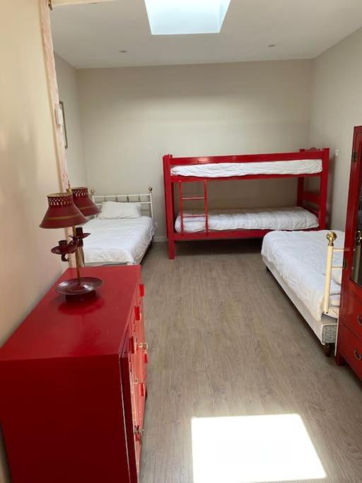 La Maison De Lea, Chambres D'Hotes De 14 Couchages Tournus Eksteriør billede
