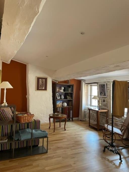 La Maison De Lea, Chambres D'Hotes De 14 Couchages Tournus Eksteriør billede